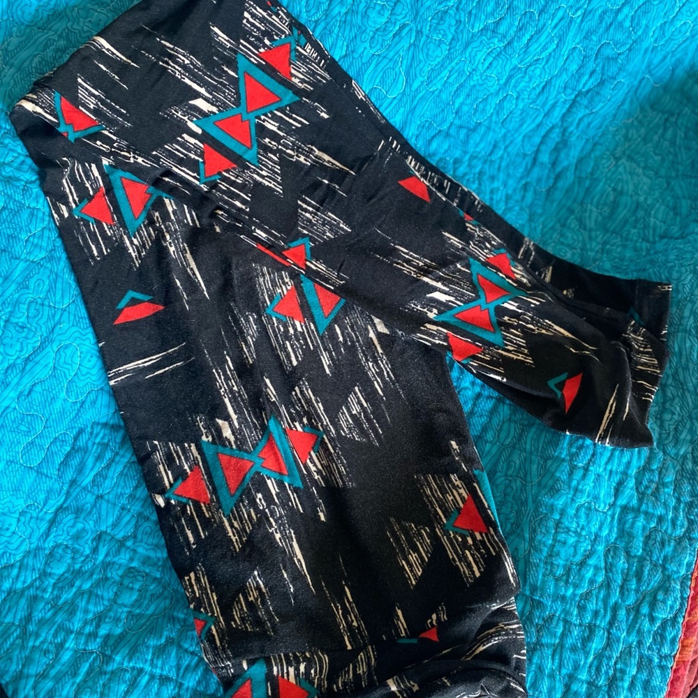 LulaRoe Buttery Soft Leggings